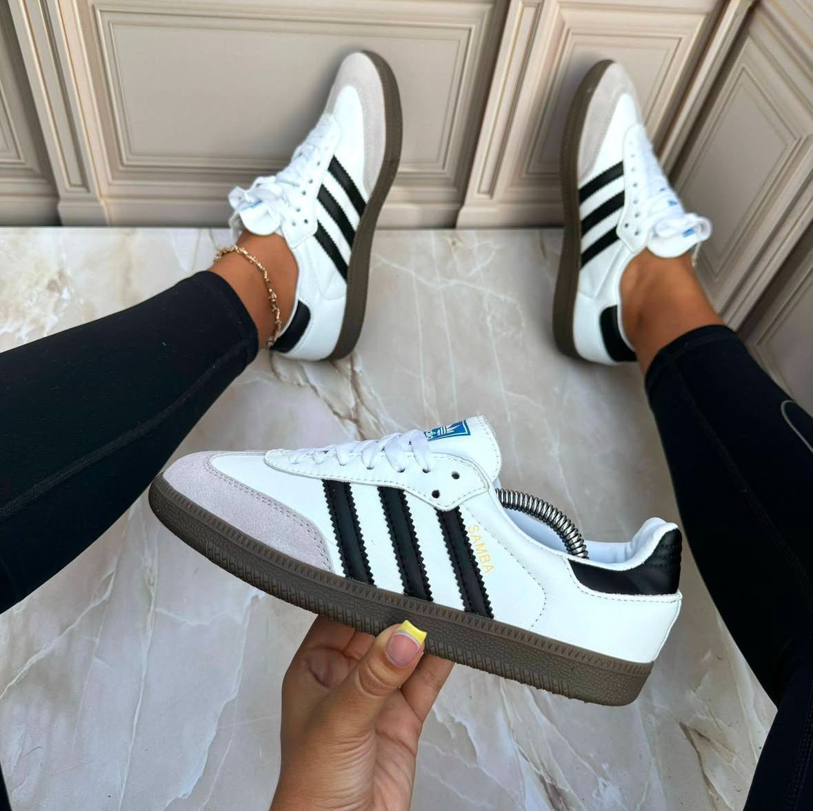 ADIDAS 05