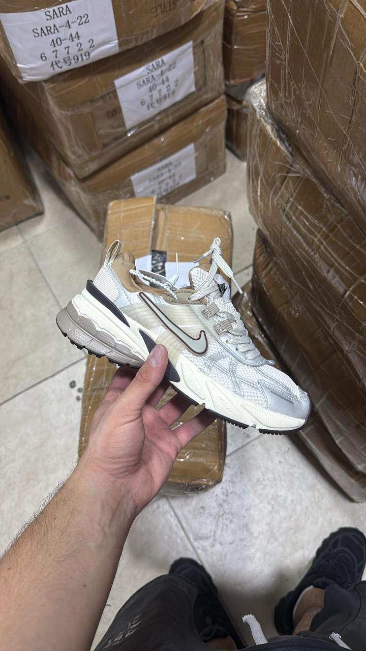 NIKE 01