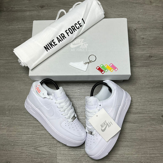 NIKE 06