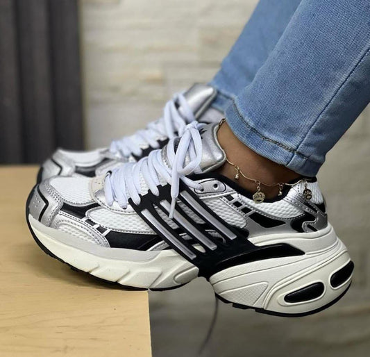 NEW BALANCE 02